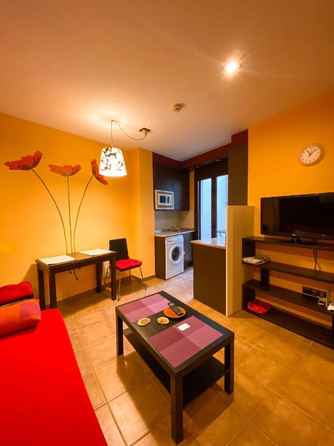 Apartamentos Turisticos Graus Extérieur photo