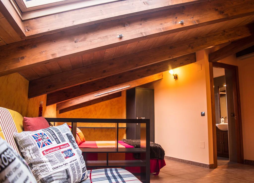 Apartamentos Turisticos Graus Extérieur photo